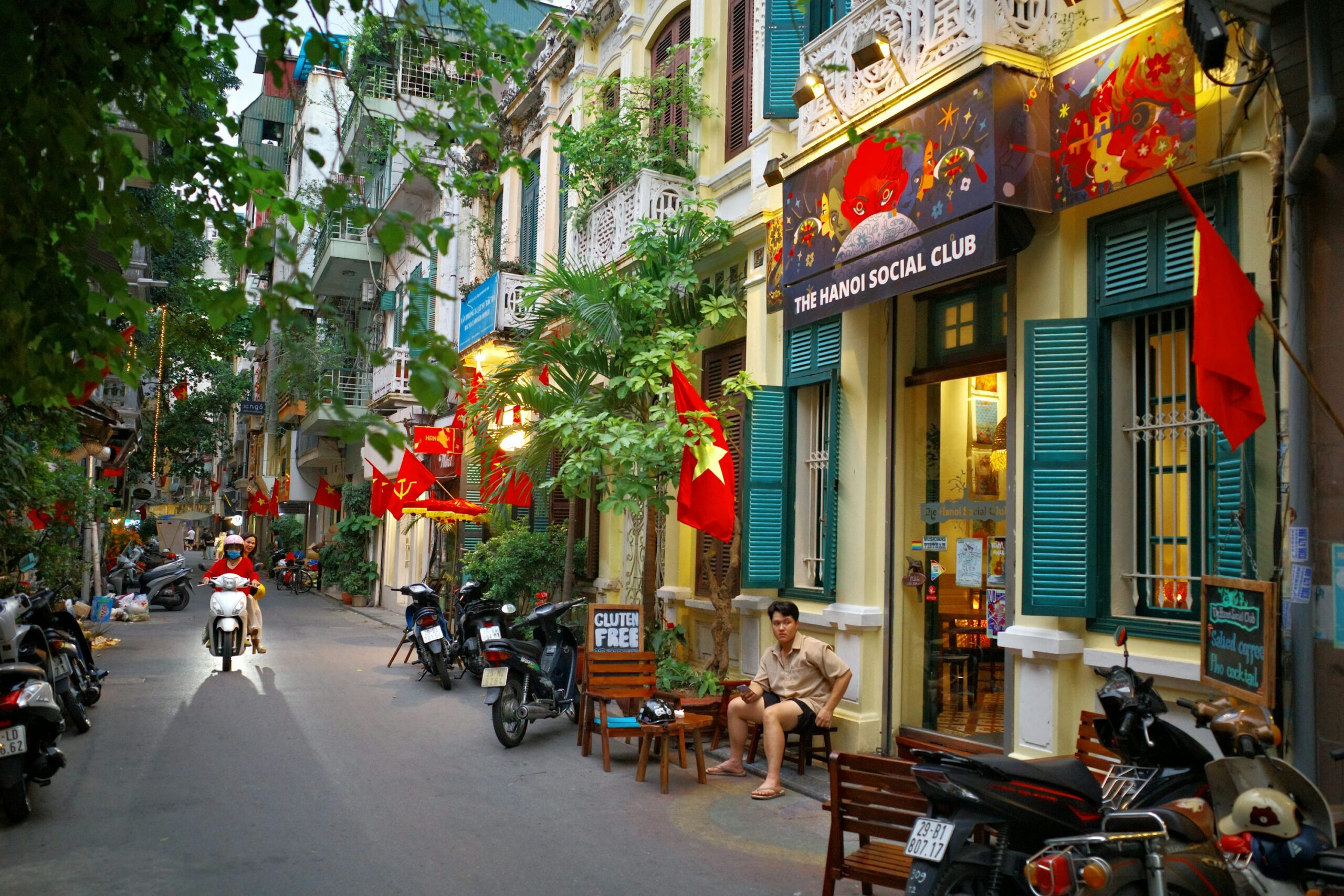 Hanoi Street Food: What to Eat, Where, and When - travel guide by CTour DMC